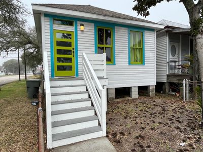 3328 Avenue Q, House other with 2 bedrooms, 1 bathrooms and null parking in Galveston TX | Image 1