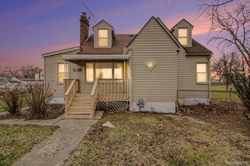 20190 Northline Rd, Taylor, MI, 48180-4725 | Card Image