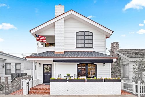 117 Marine Ave, Newport Beach, CA, 92662-1201 | Card Image