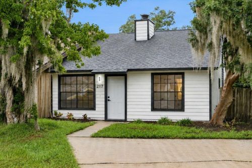 217 Lovell Ln, Apopka, FL, 32703-4384 | Card Image