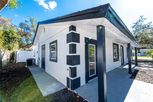 5248 King St, Zephyrhills, FL, 33542-4635 | Card Image