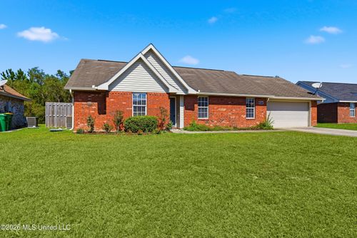 2317 Paula Cir, Ocean Springs, MS, 39564-5674 | Card Image