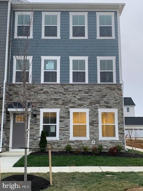 10572 Roundstone Ln, WHITE PLAINS, MD, 20695-4312 | Card Image