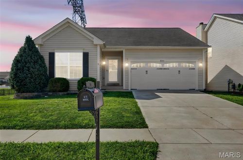 3224 Stowe Lndg, Saint Charles, MO, 63301-4886 | Card Image