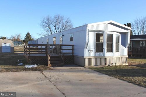 11 Misty Ln, Middletown, PA, 17057-4662 | Card Image