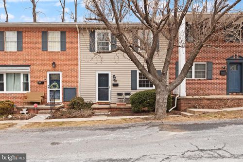 6-111 Shetland Cir, REISTERSTOWN, MD, 21136-3716 | Card Image