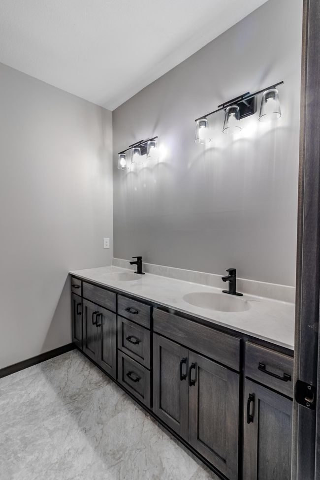 Primary En Suite | Image 21