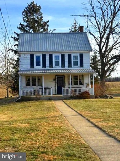 2152 Ritner Hwy, CARLISLE, PA, 17015-9305 | Card Image