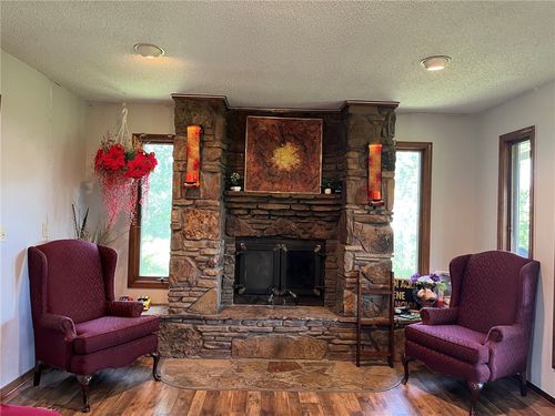 8790 Fred Austin Rd, Decatur, AR, 72722-9006 | Card Image