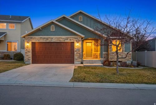 3856 W Coastal Dune Dr, South Jordan, UT, 84009-4715 | Card Image