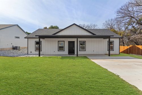 9316 Apache Trl, Rio Vista, TX, 76093-3154 | Card Image