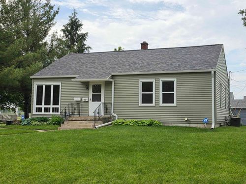 154 Morgan Rd, Waterloo, IA, 50702-5023 | Card Image