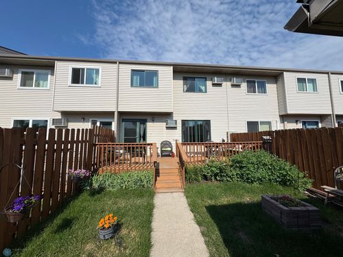238 18th St E, West Fargo, ND, 58078-2341 | Card Image