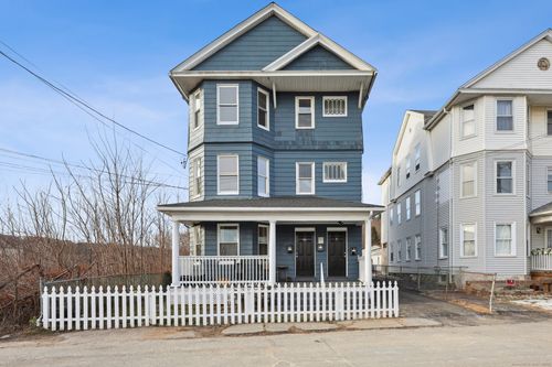 31 Sheffield St, Waterbury, CT, 06704-1008 | Card Image