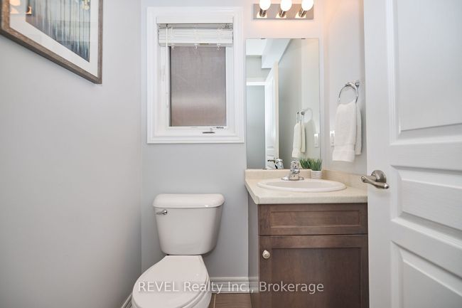 91 Roselawn Cres, House attached with 2 bedrooms, 4 bathrooms and 1 parking in Welland ON | Image 12