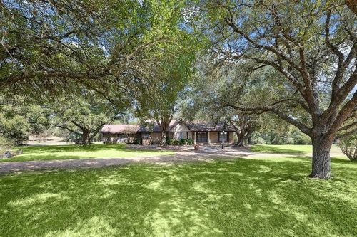 134 Lola Ln, Bellville, TX, 77418-9539 | Card Image