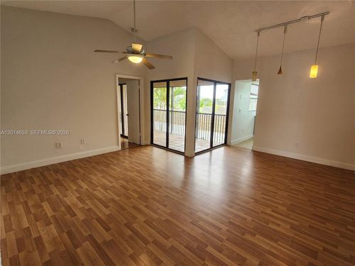 1200i-1200 N Liberty Ave, Homestead, FL, 33034-2693 | Card Image