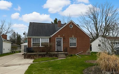 723 Longmeadow Road, Amherst, NY, 14226 | Card Image