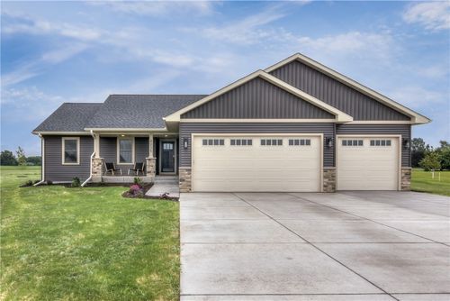 4235 142nd St, CHIPPEWA FALLS, WI, 54729-5252 | Card Image
