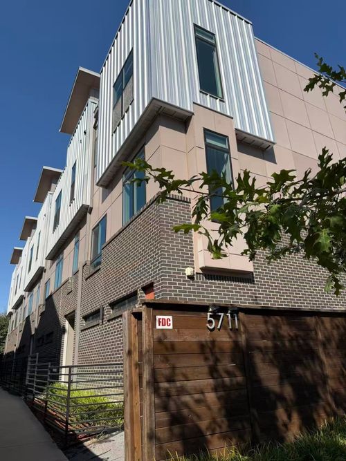 104-5711 Lindell Ave, Dallas, TX, 75206-8936 | Card Image