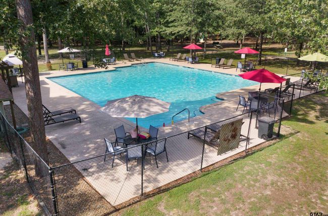 201 Elmwood Ln, House other with 2 bedrooms, 2 bathrooms and null parking in Holly Lake Ranch TX | Image 33