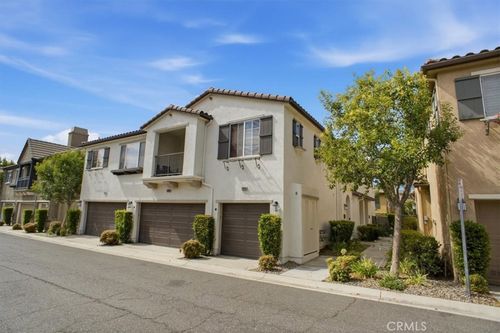 28403 Casselman Ln, Saugus, CA, 91350-3228 | Card Image