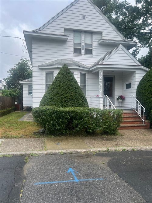 33 Dewey St, Methuen, MA, 01844-5268 | Card Image
