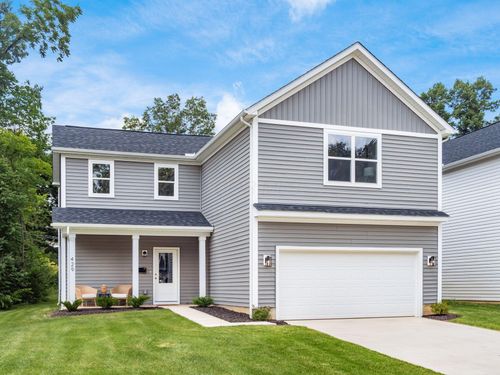 429 Postle Blvd, Columbus, OH, 43228-1745 | Card Image