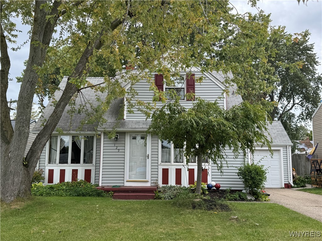 Coventry Rd, Buffalo, NY 14217