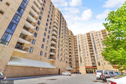 apt-732-4500 S Four Mile Run Dr, ARLINGTON, VA, 22204-3538 | Card Image