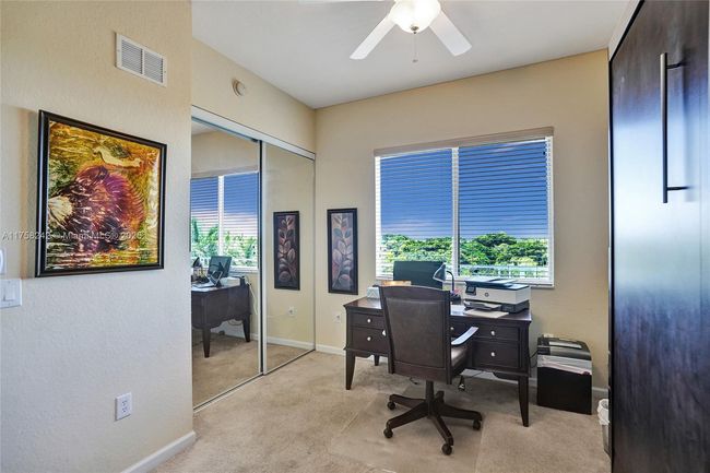 APT-501 - 3500 Oaks Clubhouse Dr, Condo with 3 bedrooms, 2 bathrooms and null parking in Pompano Beach FL | Image 22