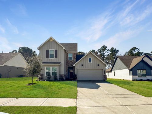 111 Lakeway Cir, Anahuac, TX, 77514-2761 | Card Image