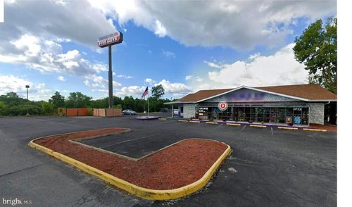 1359 Berryville Ave, Winchester, VA, 22601-5943 | Card Image
