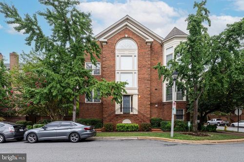 1500 N Colonial Ter, ARLINGTON, VA, 22209-1406 | Card Image