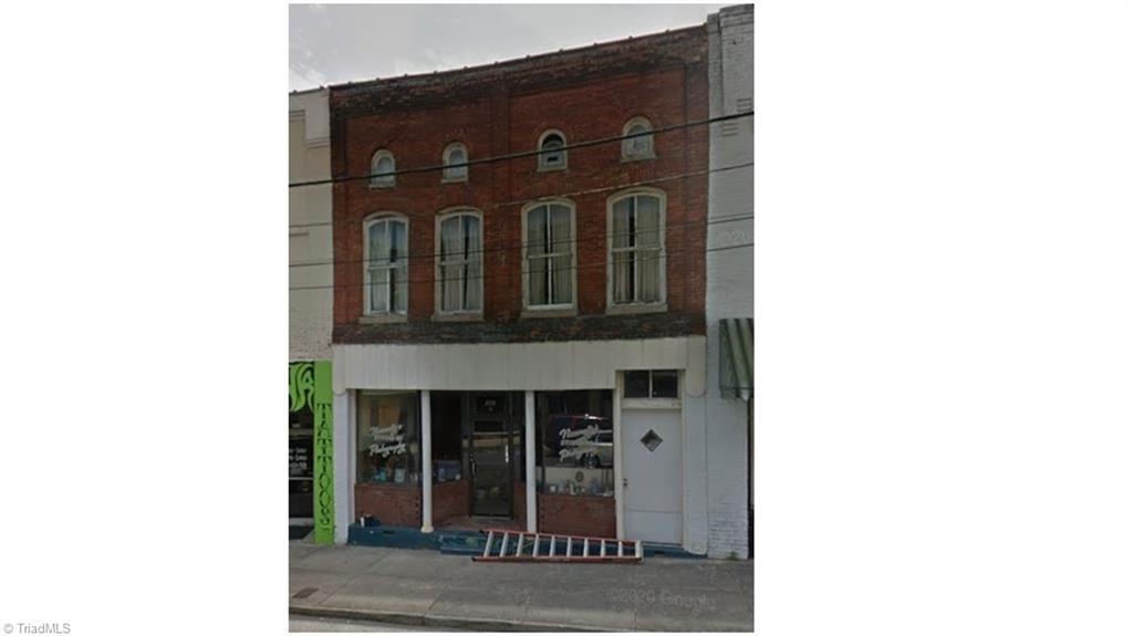 105 Gilmer St, Reidsville, NC 27320