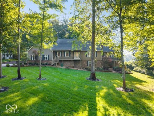 6605 Lake Forest Dr, Avon, IN, 46123-7406 | Card Image