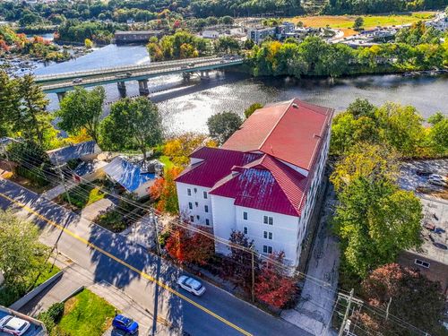 411-96 River Road, Manchester, NH, 03104 | Card Image