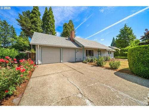 1055 Nw Jackson St, Hillsboro, OR, 97124-3708 | Card Image