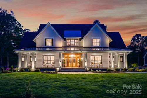 5745 Lake Pointe Dr, Granite Falls, NC, 28630-8843 | Card Image