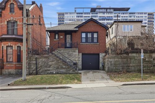 129 Jackson St W, Hamilton, ON, L8P1L6 | Card Image