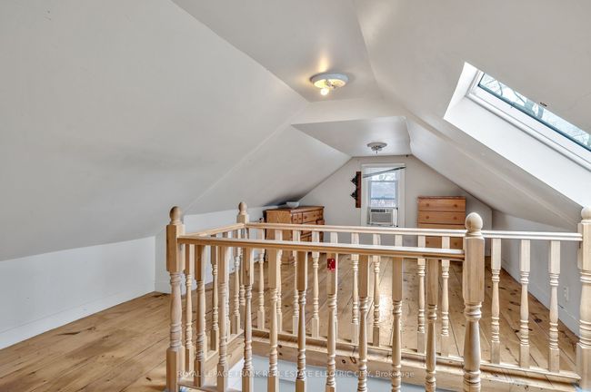 617 Aylmer St N, House other with 3 bedrooms, 2 bathrooms and 2 parking in Peterborough ON | Image 34