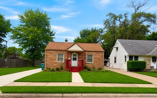 24329 Dale Ave, Eastpointe, MI, 48021-1094 | Card Image