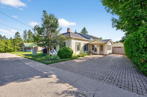 7 Wallace Ave, Palgrave, ON, L7E0M5 | Card Image