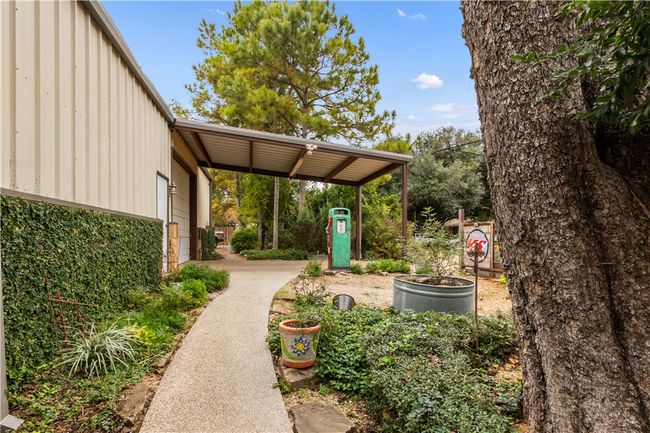 View of side yard | Image 22
