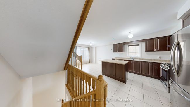 16 Eastern Skies Way, House attached with 3 bedrooms, 4 bathrooms and 1 parking in Markham ON | Image 34