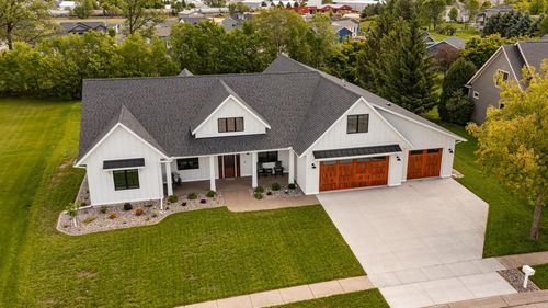 918 Hidden Meadow Ln, Lake City, MN, 55041-9588 | Card Image