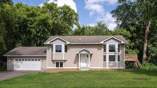 2570 Sylvan St, Little Canada, MN, 55117-1406 | Card Image