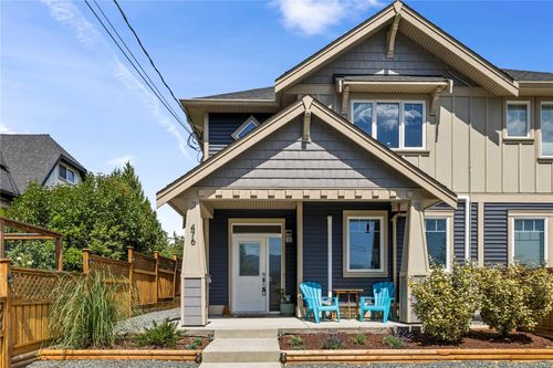 476 Machleary St, Nanaimo, BC, V9R2H2 | Card Image