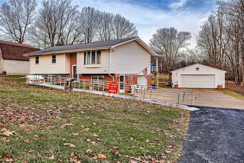 392 Longs Rd, Latrobe, PA, 15650-3504 | Card Image