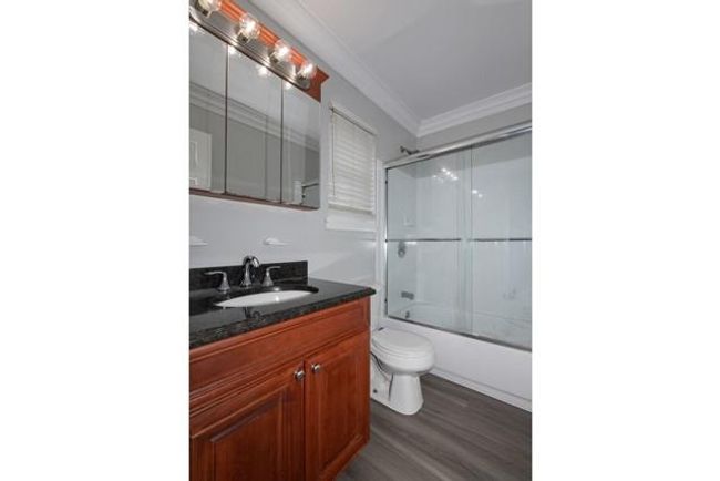 APT-11A - 25 N Clinton Ave, Condo with 1 bedrooms, 1 bathrooms and null parking in Bay Shore NY | Image 4